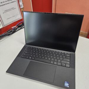 Dell · PRECISION 5570 · 32 GB RAM · 512 GB NVMe SSD